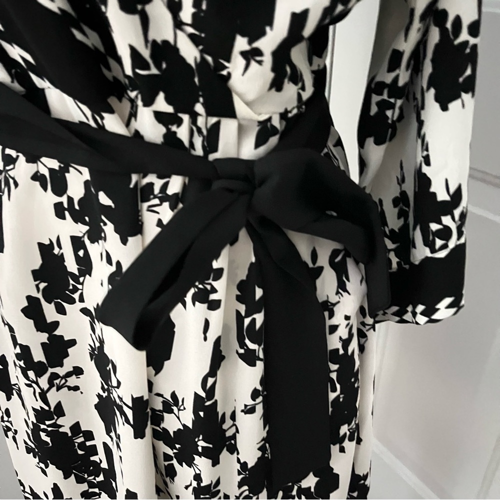 CABI S X Factor Wrap Dress Black White Floral Kimono 3/4 Sleeve A Line Belt NWOT - Picture 6 of 11